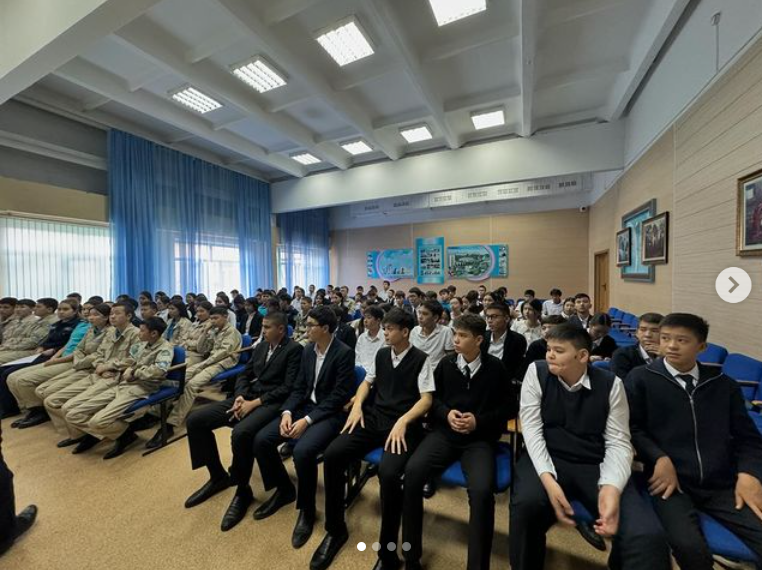 8-11сынып оқушылары арасында “Құқық бұзушылықпен буллингтің” алдын алу бойынша түсіндіру жұмыстары жүргізілді.